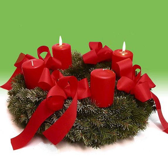 Copyright: Clemens PFEIFFER, Wien: http://commons.wikimedia.org/wiki/File:Advent_wreath.jpg